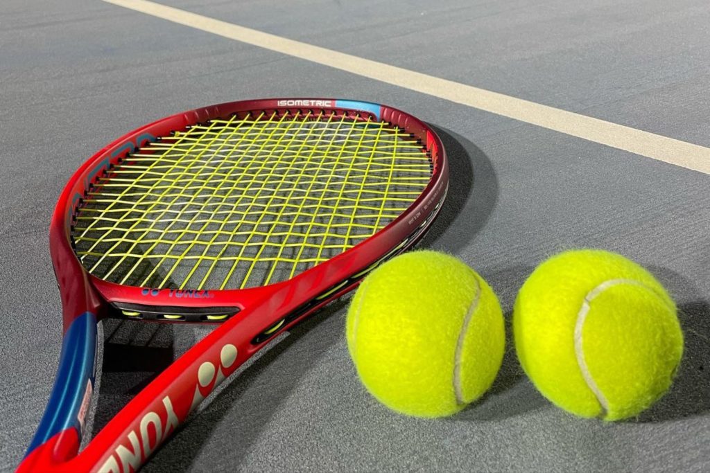 Yonex VCORE 98 Tennis Racket Review